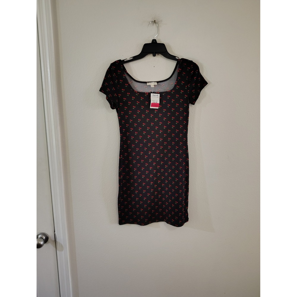 See You Monday Black Cherry Print Ribbed Knit Bodycon Mini Dress Short Sleeve L